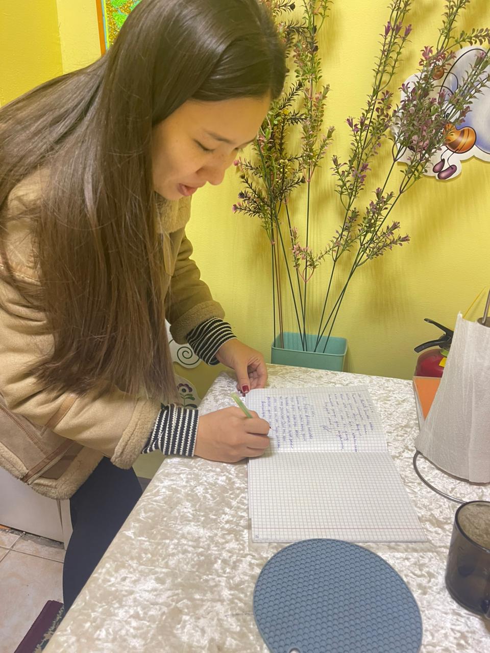 "Балапан" тобы ата-анасының түскі асты органолептикалық бағалау сәтінен